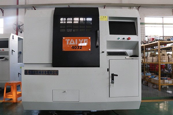 Machine de gravure CNC