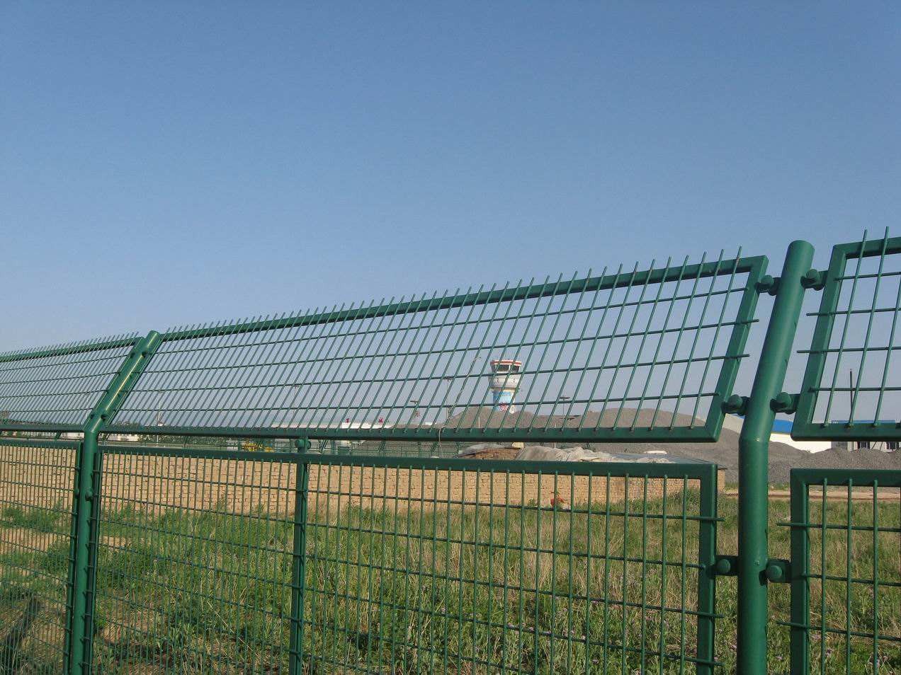 Framed Wire Mesh Fencing