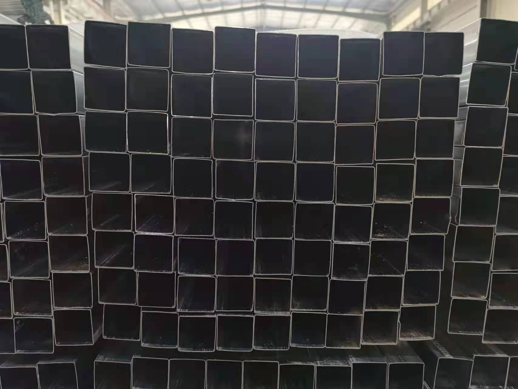 Китай Холоднокатаная сварная квадратная, прямоугольная стальная труба с полым сечением, сборный дом, стальная труба, производитель