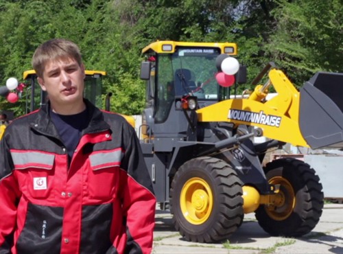 Mountain Raise Russian agent holds Wheel Loader promotion