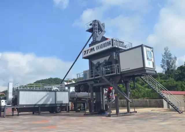 TTM Company Mobile YLB Series Asphalt Mixing Plant Successfully roll off the line