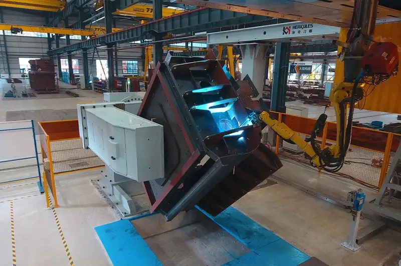 Heavy-duty welding robot