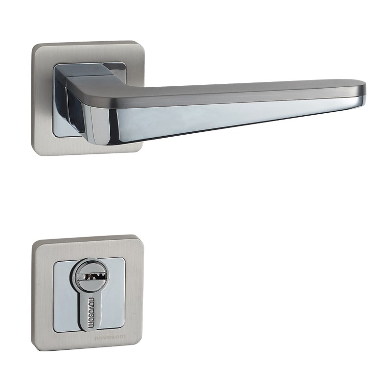 Contemporary Handle In Dual Finish With Square Rose 138-388