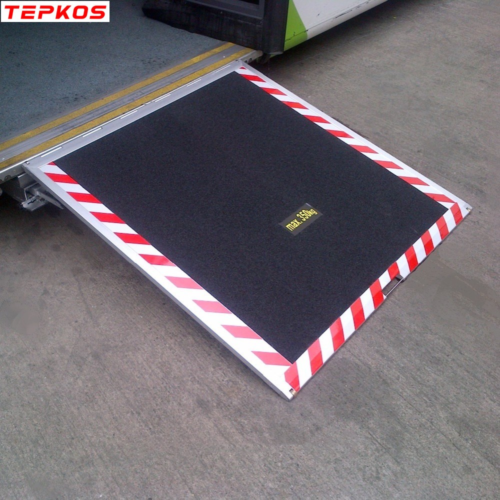 Bus Electric Motorized Disable Wheelchair Ramp