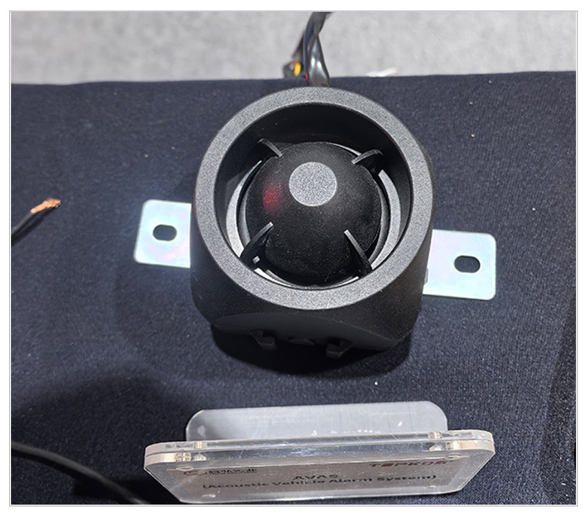 Automotive Wireless Charger