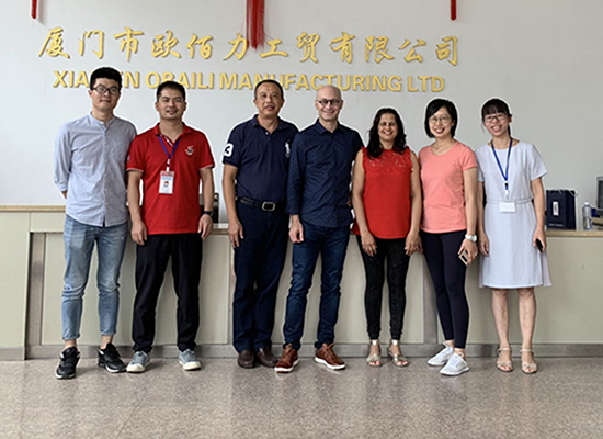 Klienci zagraniczni odwiedzają naszą firmę