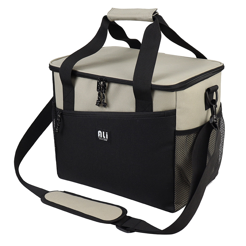 Soft Cooler Bag with adjustable shoulder straps