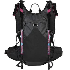 La mochila para bicicleta de senderismo y carrera la hace adecuada para diversas actividades al aire libre.