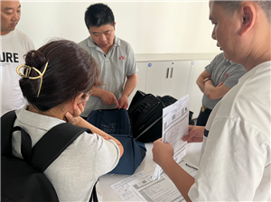 Obaili houdt pre-productie technisch seminar voor nieuwe geïsoleerde koeltas