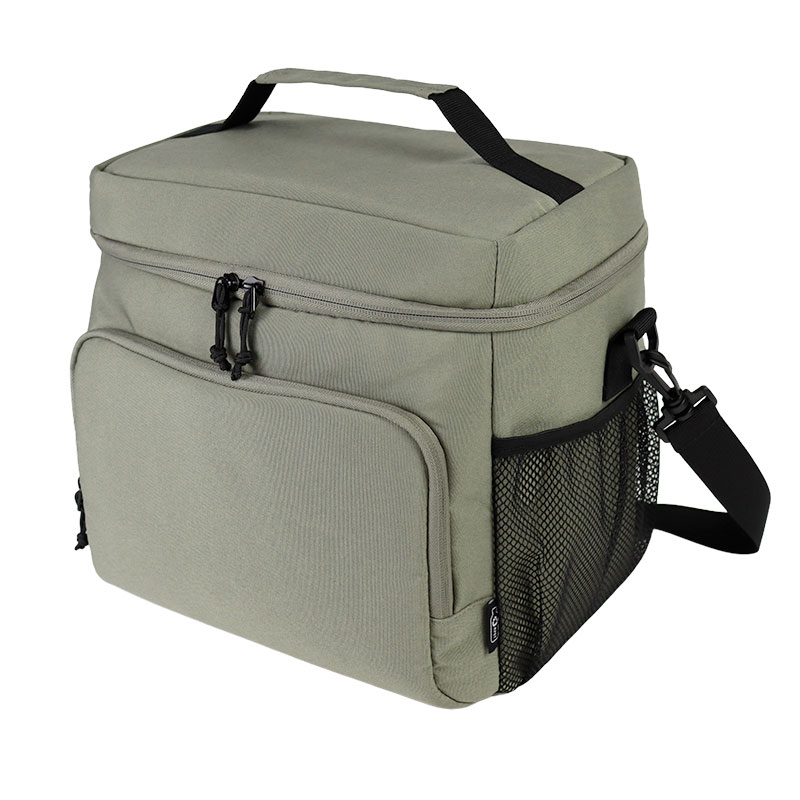 The Cooler Bag with Multiple Pockets Designed for Modern Adventures