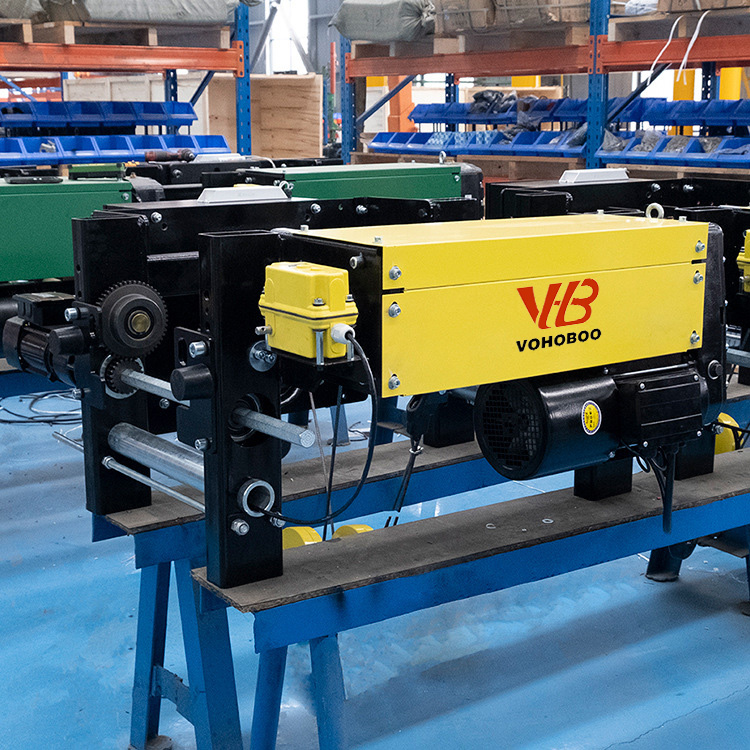 Low Headroom European Type Wire Rope Hoist with Space Saving Design