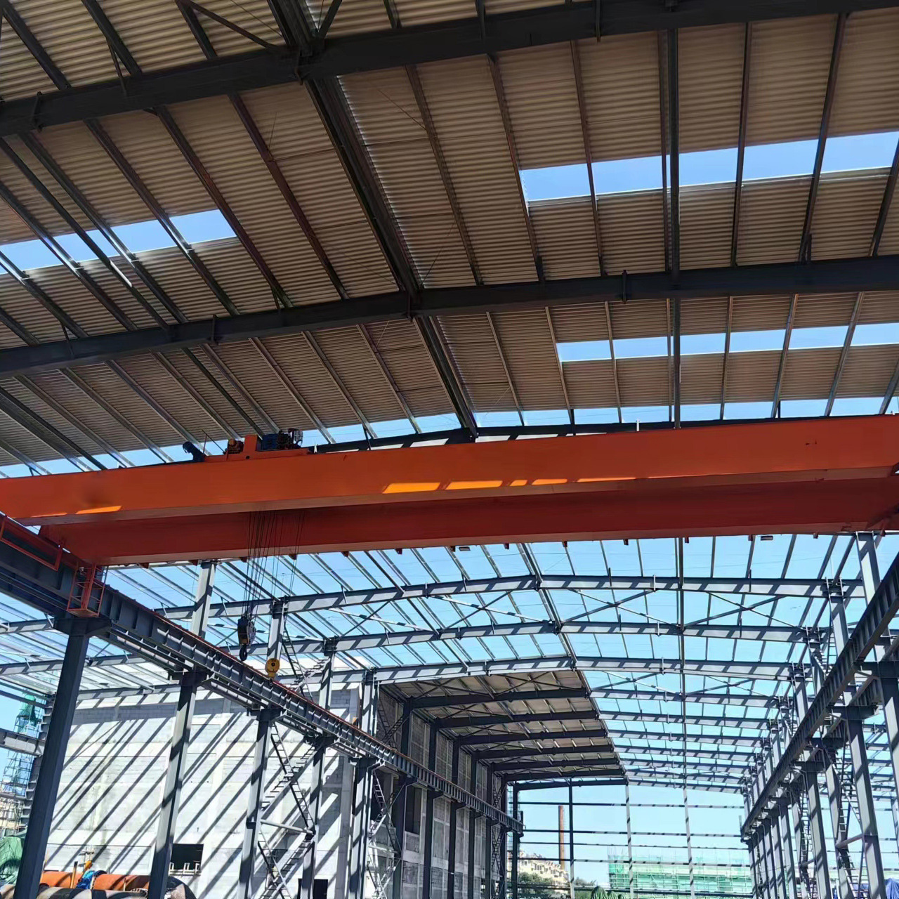 Durable Overhead Bridge Crane with Low Maintenance Design