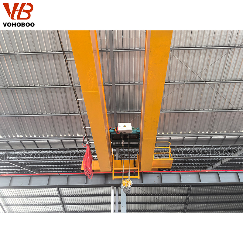 Heavy Load Double Girder Crane with Smooth Operation and Durable End Carriage for Factory Use Factory