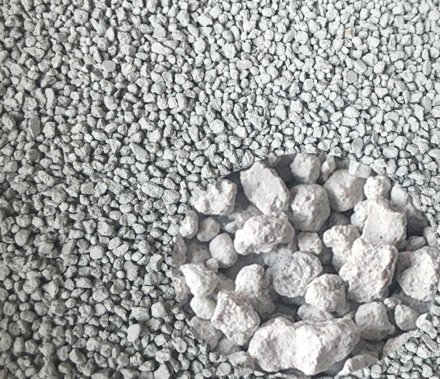 White Cracked Bentonite Cat Litter