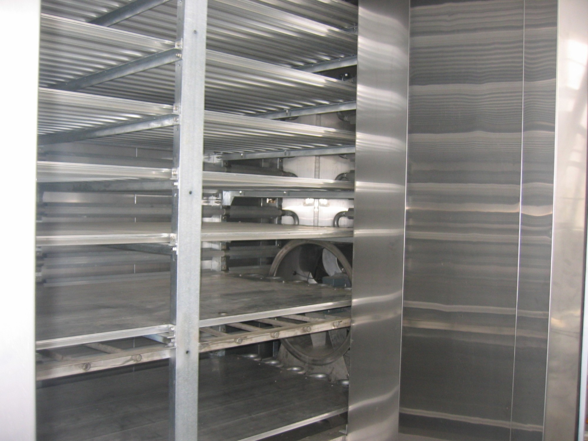 Plate Freezer With Air Blower