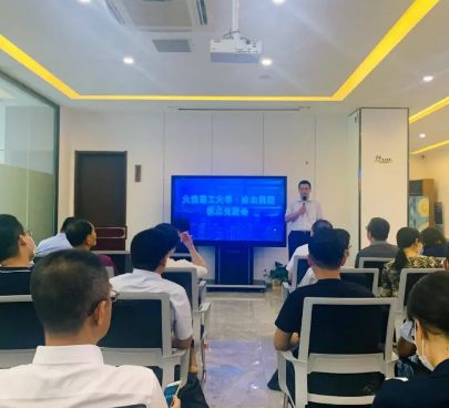 Docking-ul întreprinderilor școlare: Grupul Bingshan realizează schimburi tehnice cu Universitatea de Tehnologie Dalian