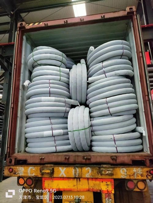 Tubo de drenaje corrugado con calcetín entregado en Australia