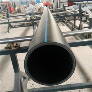 Ligne de production de tuyaux d'alimentation en eau en PEHD