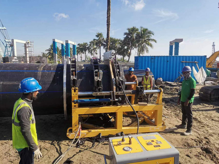 Tubería de HDPE de gran tamaño en proyecto de suministro de agua