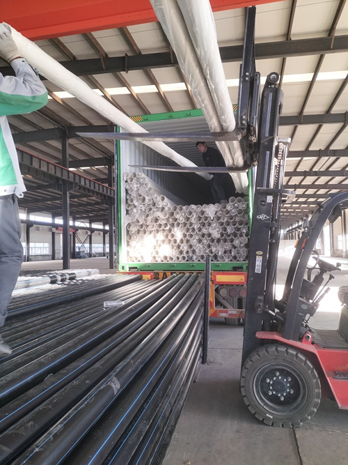 Tuyaux en PVC SCH40 livrés en Amérique du Sud