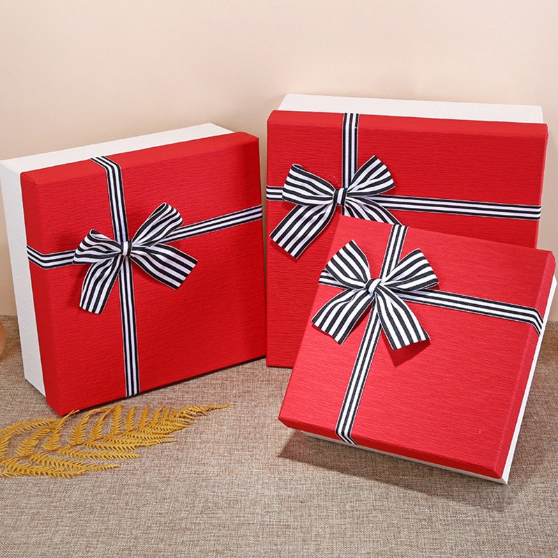 Китай Жесткая коробка с крышкой и подносом Подарочная коробка на день рождения с лентой, производитель
