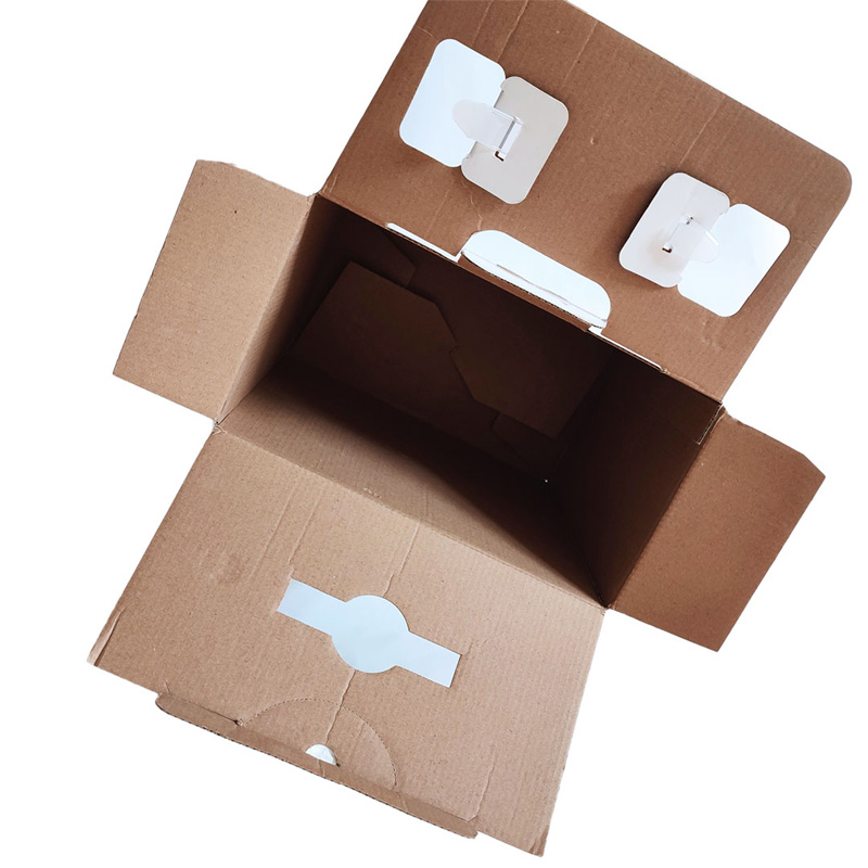 Corrugated box with handle