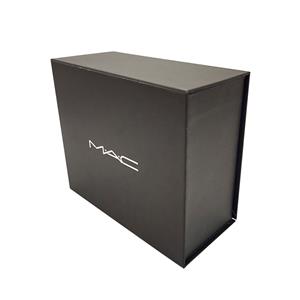 Cutie de cadou din hârtie rigidă, cu logo personalizat de culoare neagră