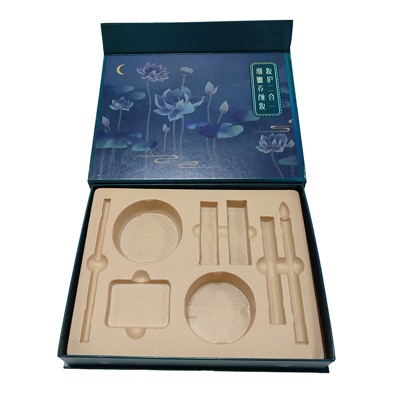 प्लास्टिक ब्लिस्टर के साथ यूवी प्रिंटिंग कॉस्मेटिक उपहार बॉक्स