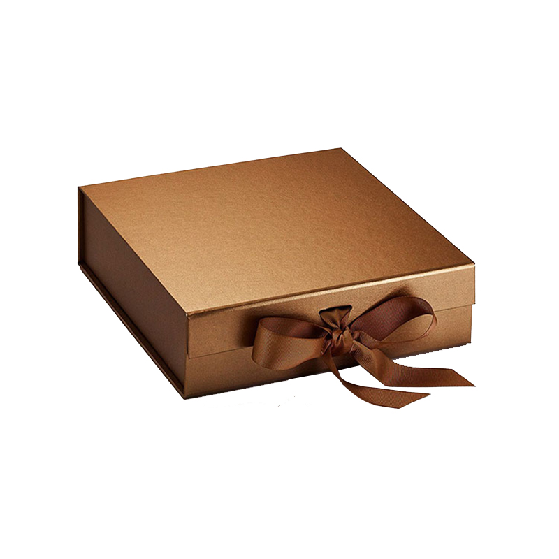 กล่องของขวัญบรรจุภัณฑ์แม่เหล็ก กล่องของขวัญสีทองพร้อมริบบิ้น