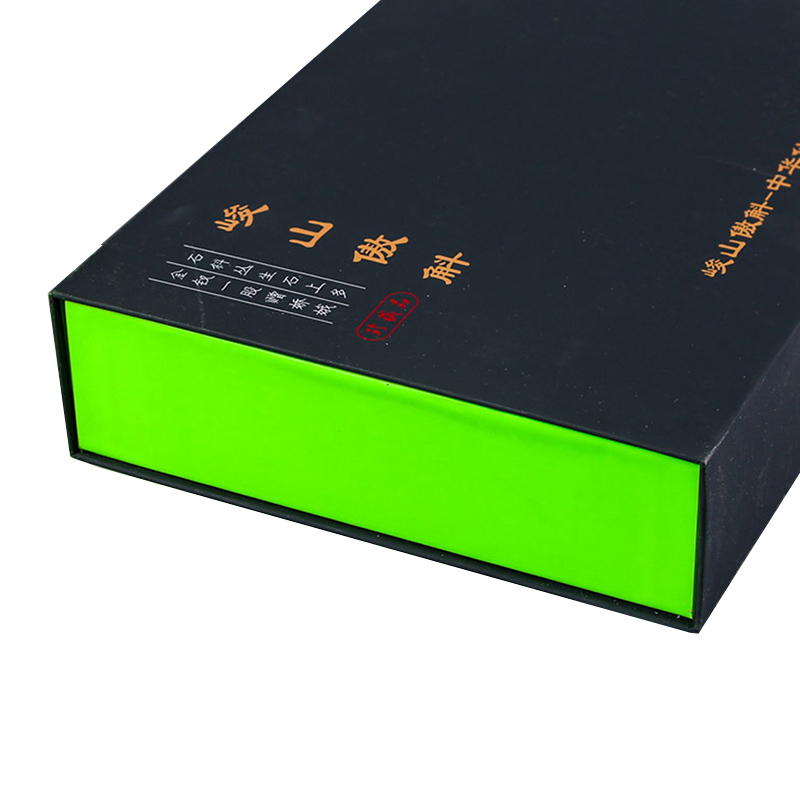 Green paper box