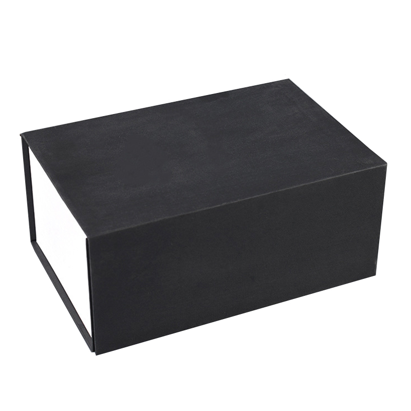 Foldable rigid gift box