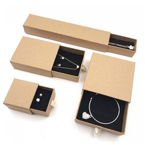 Kraftpappersstyv låda för smyckesförpackningar med skum