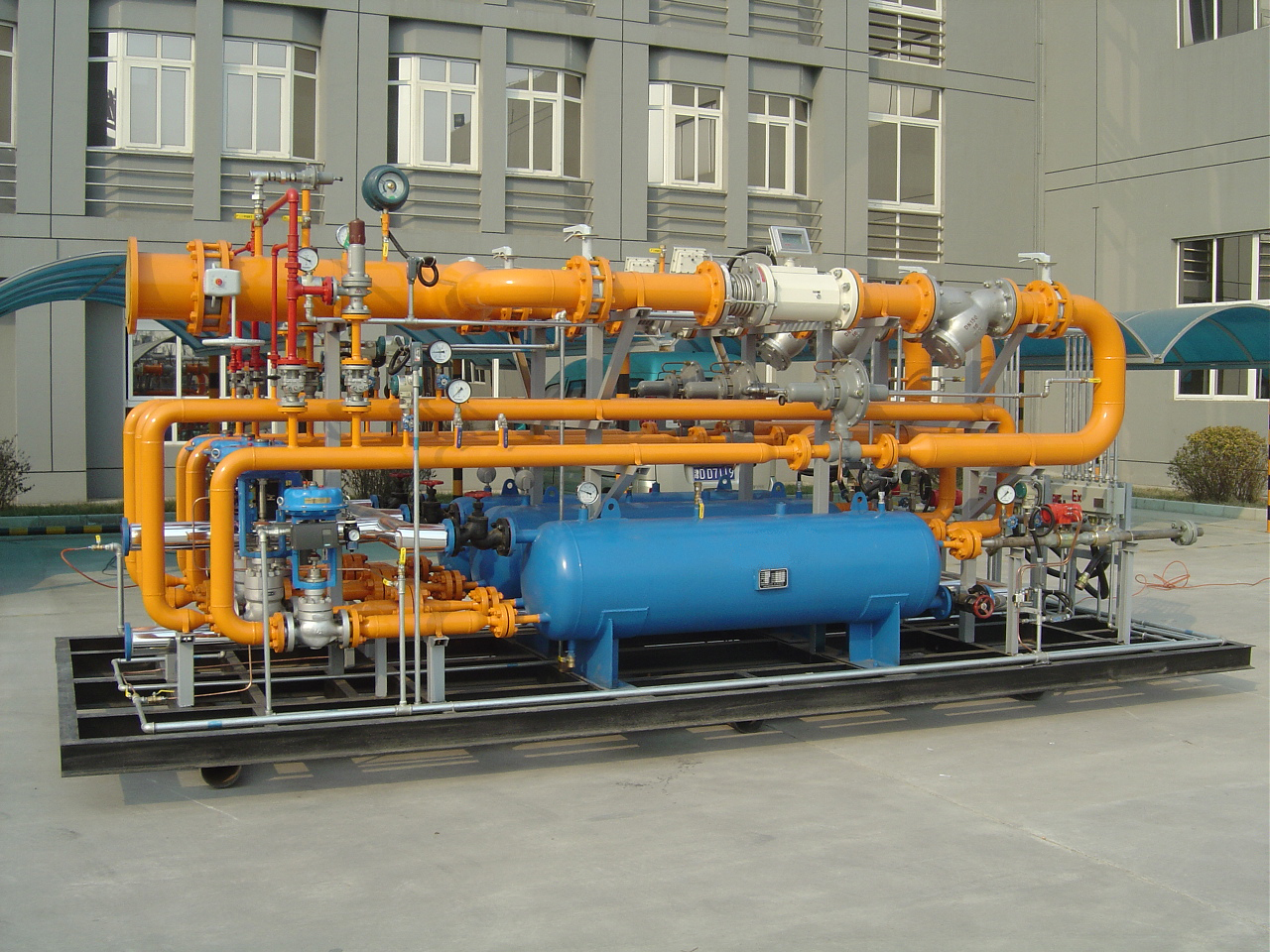 China Gas mass flow pressure regulation unit