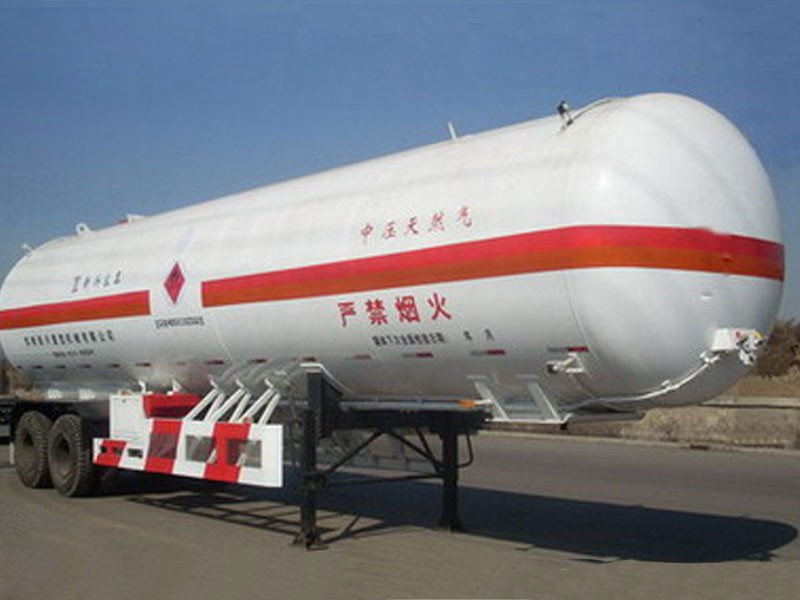 Reboque de tanque de gás de pressão média
