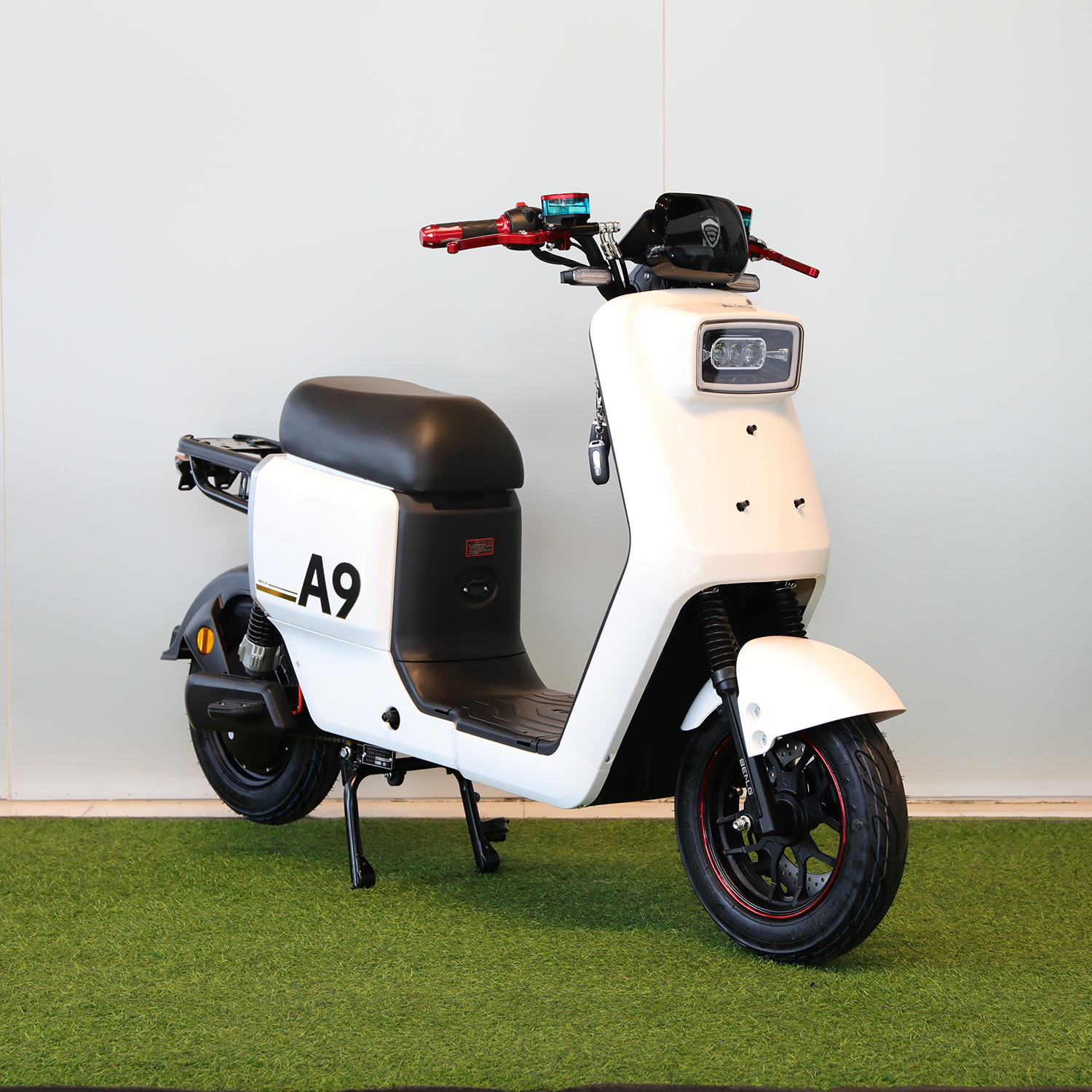 Supply Benlg A9 electric motorcycle 2 wheel electromobile cycling vehicle for sale 1000W 1500W motor 48V lithium 2023 China hot selling for wholesale, Benlg A9 electric motorcycle 2 wheel electromobile cycling vehicle for sale 1000W 1500W motor 48V lithium 2023 China hot selling for wholesale Factory Quotes, Benlg A9 electric motorcycle 2 wheel electromobile cycling vehicle for sale 1000W 1500W motor 48V lithium 2023 China hot selling for wholesale Producers