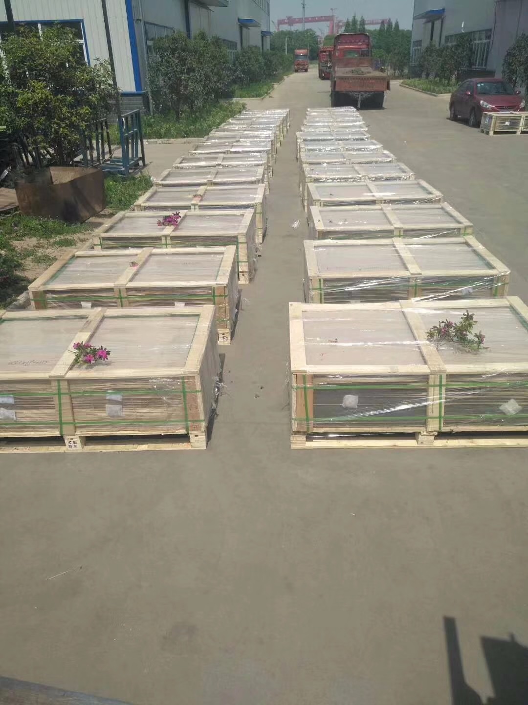 delivery for solar glass.jpg