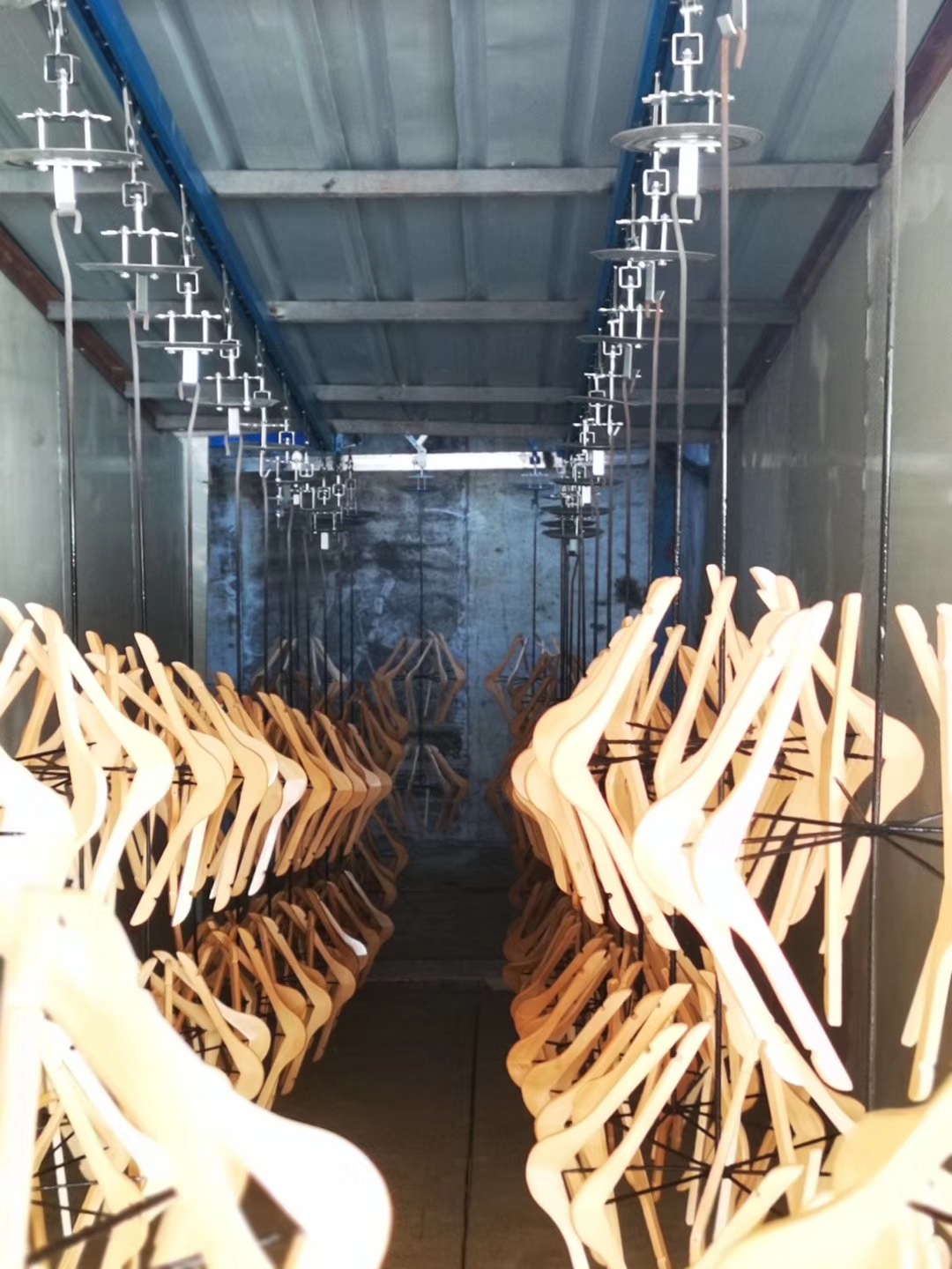 satin hangers wholesale