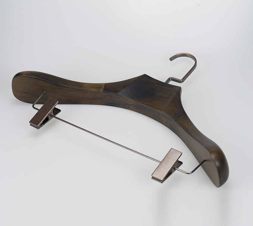 suit hanger with trouser clamp