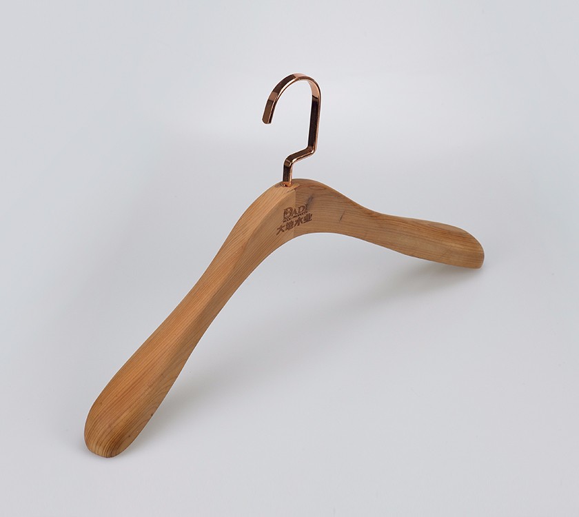 Luxury Wooden Coat Hanger Stand With Rose Gold Hook