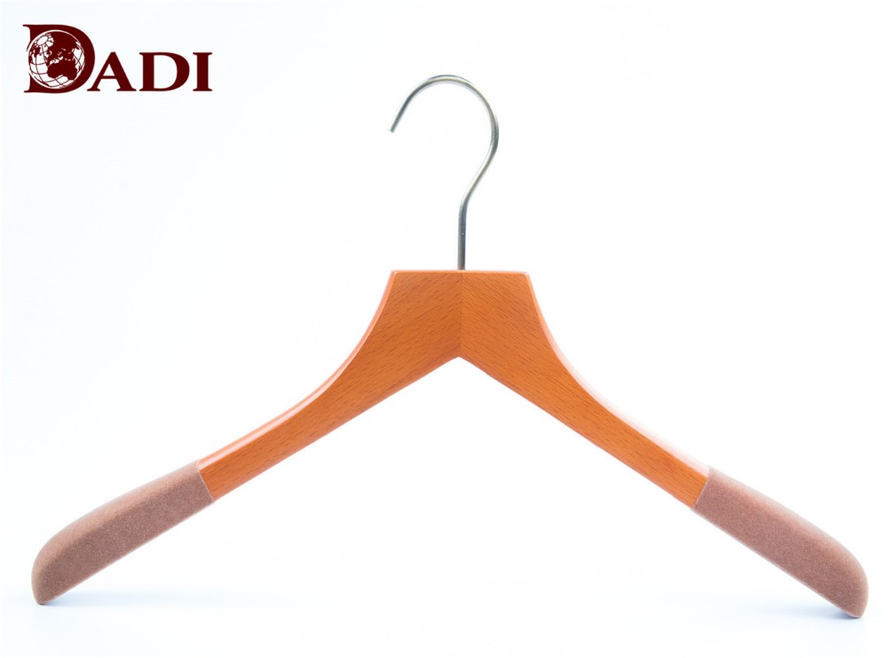 wooden extra wide shoulder suit hangers