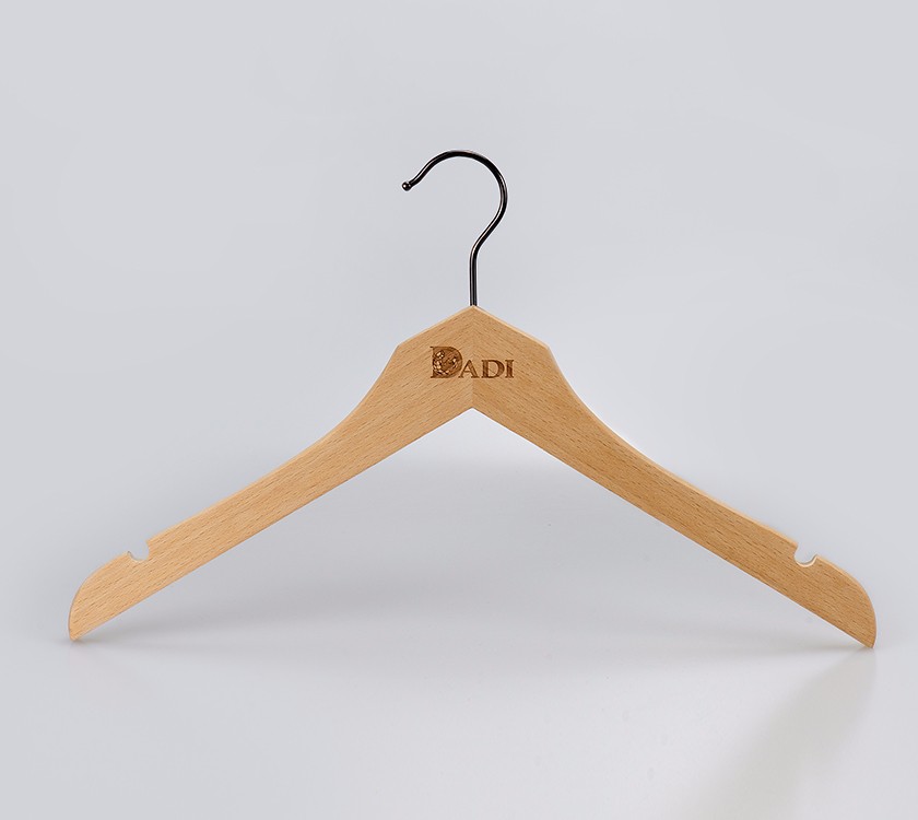 Китай Естественная деревянная рубашка вешалка для одежды Показать, производитель