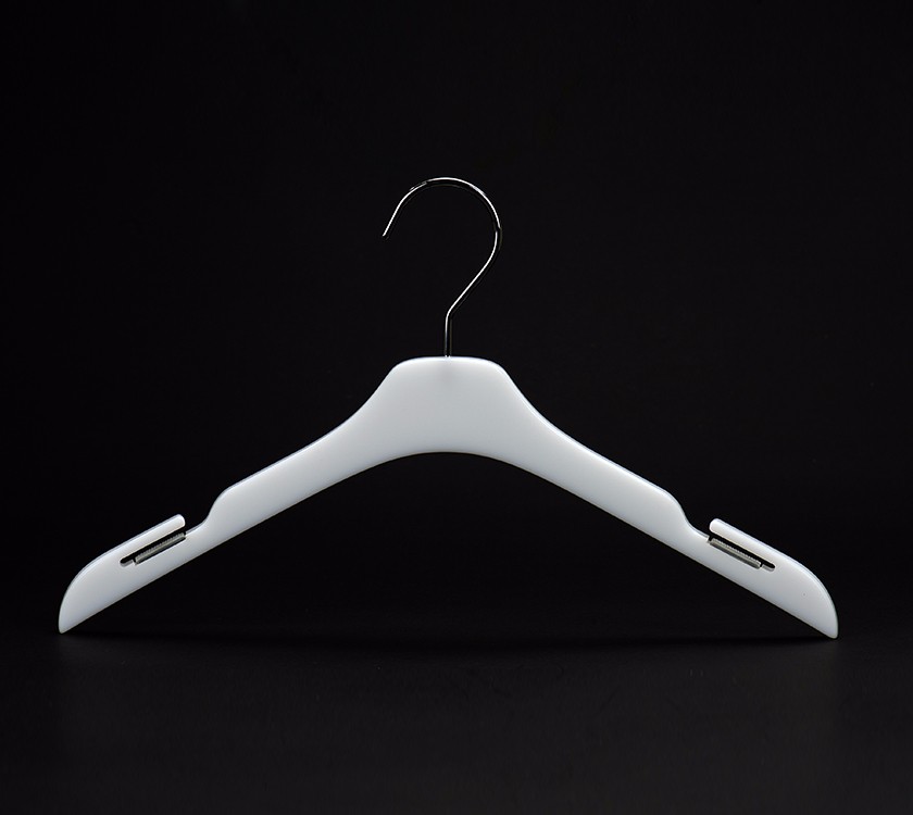 Plastic Underwear Hanger Rack With Metal Hook
