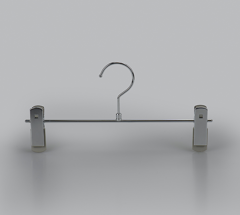 metal clip hanger