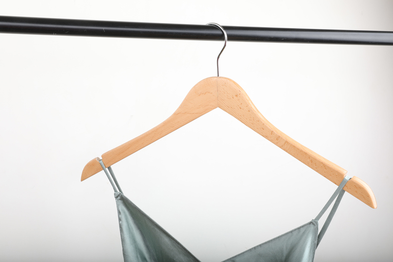 cheap clothes hanger