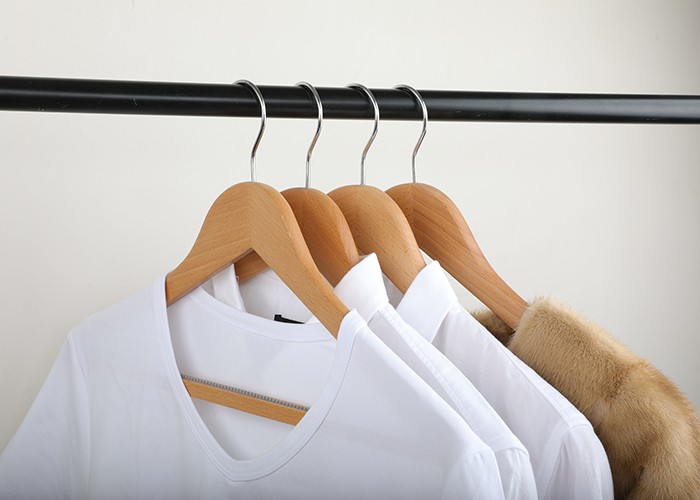 Non Slip Wooden Display Hanger For Clothing