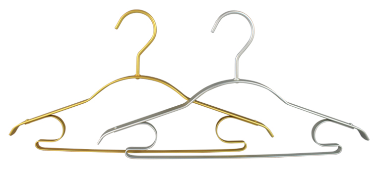 thick metal clothes hangers