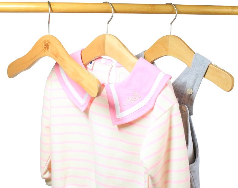 short clothes hangers