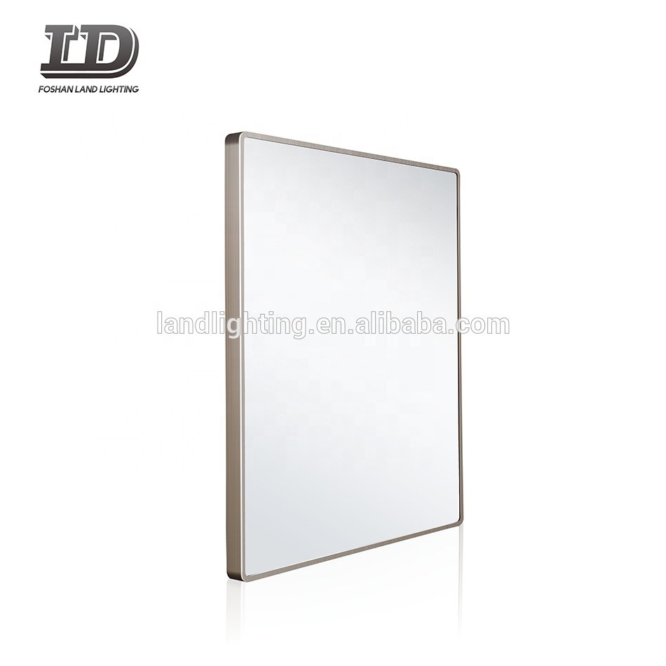 Miroir adapté aux besoins du client de salle de bains de cadre avec l'UL ETL adapté aux besoins du client par Lightmirror mené