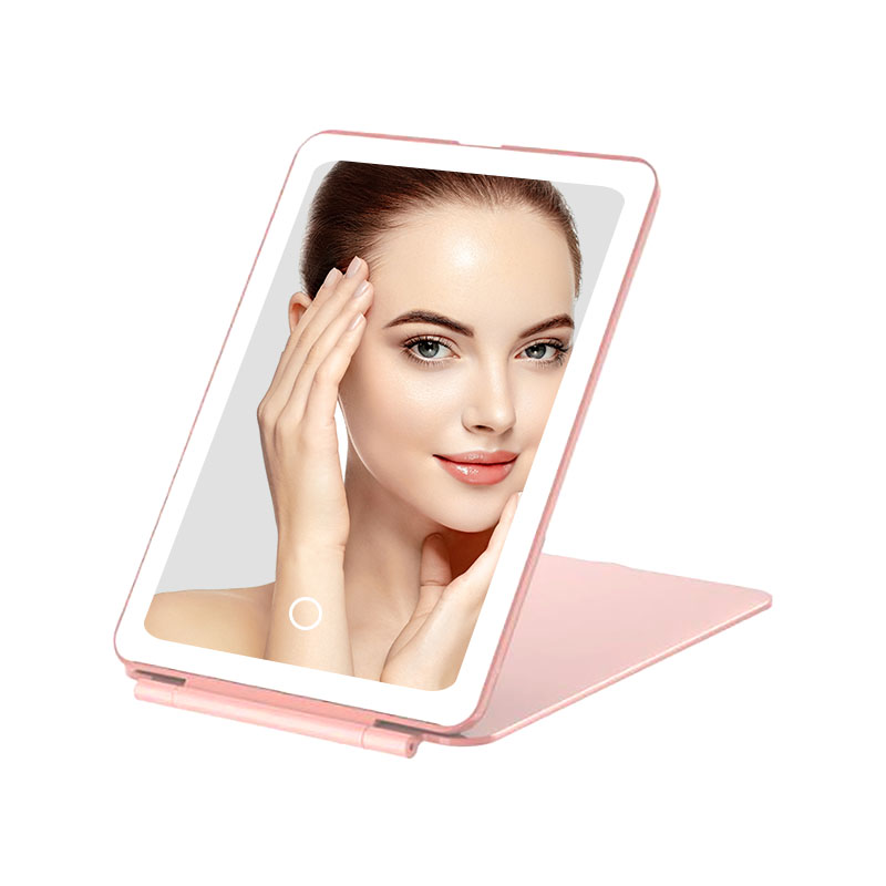 Prednosti posjedovanja ogledala za šminkanje