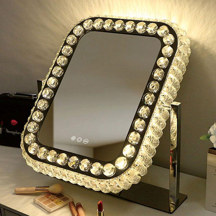 Choosing the Perfect Lighted Makeup Mirror: A Comprehensive Guide